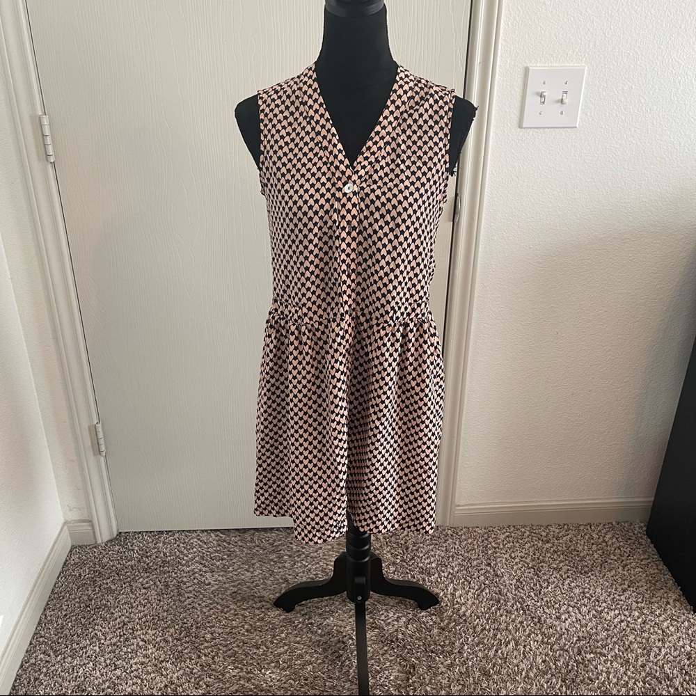 🐝🐝🐝 Bee Stitched Sleevless Summer dress with pockets 🐝🐝🐝